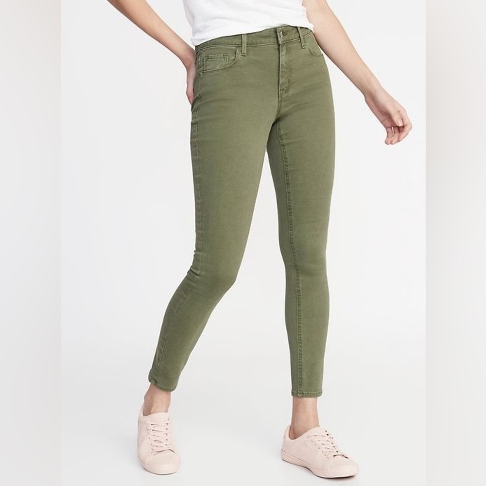 Old Navy Green Skinny Jeans with Stretch Fit